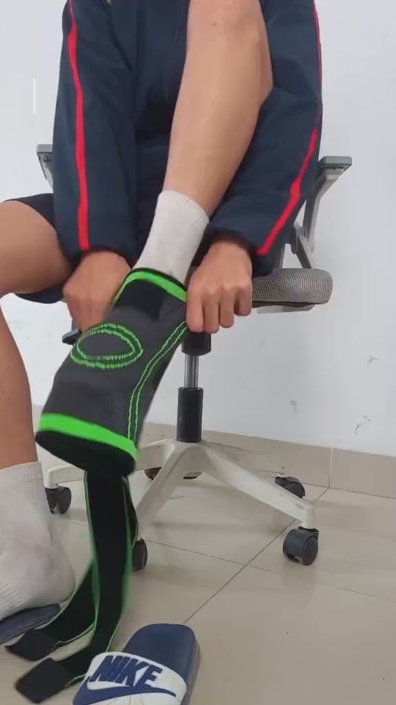 Adjustable 3D Knee Support | Patella Gel Pad | Pain Relief & Anti-Slip Grip